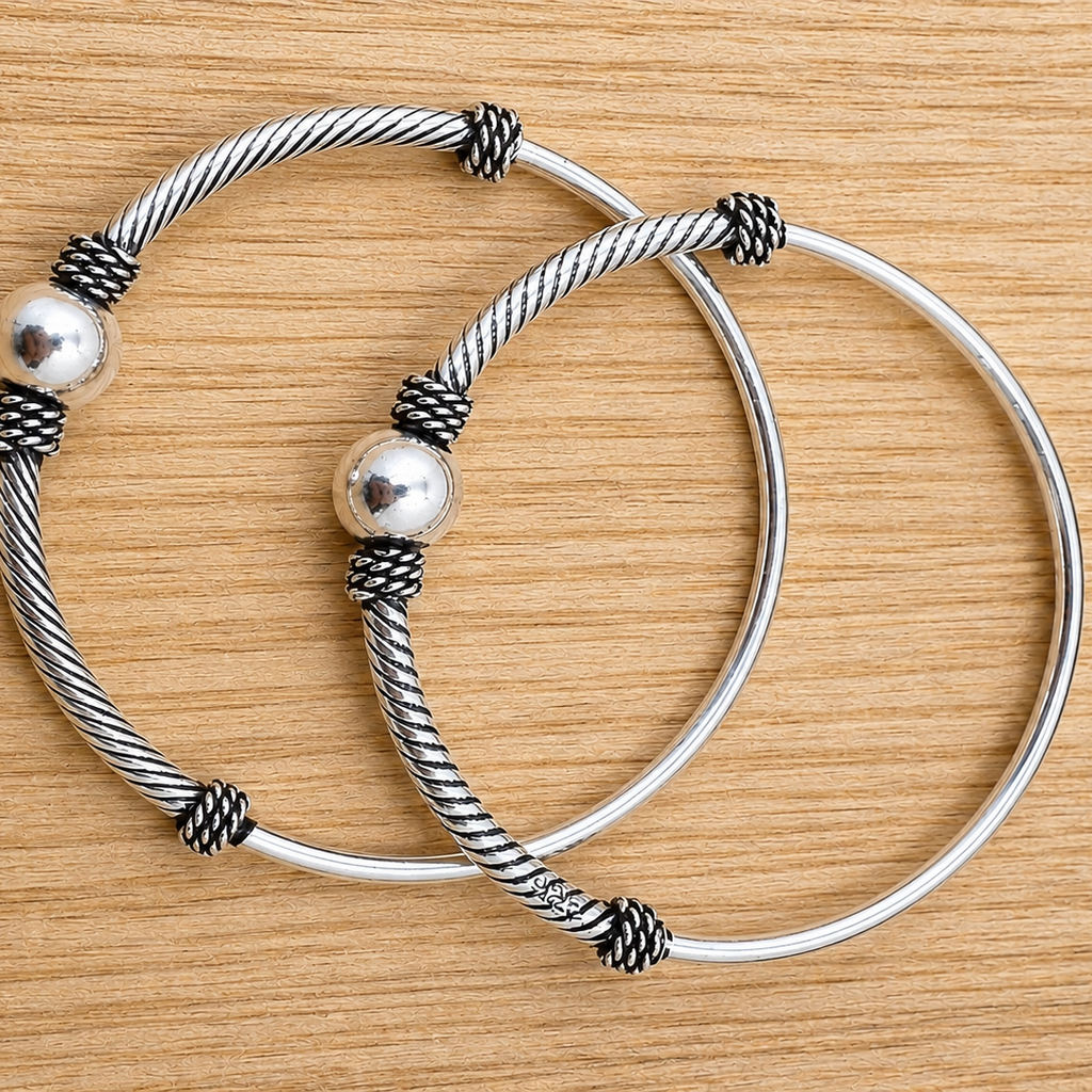 Vintage-inspired Sterling Silver Toddler Bangle Set (Pair)